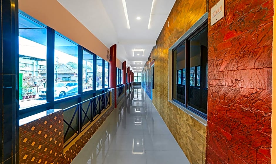 Itsy Hotels Regalia Grand, 500 Mtrs From Madikeri Fort
