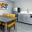 Hampton Inn & Suites Kansas City-Country Club Plaza