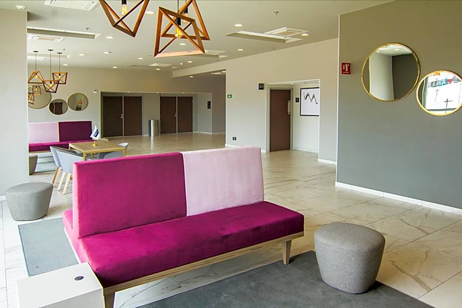 City Express Plus by Marriott Ciudad de México Mundo E