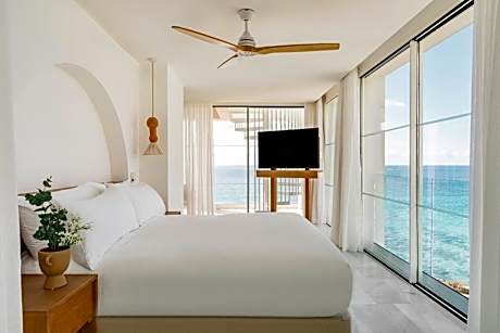 Penthouse Sea View with Private Roof