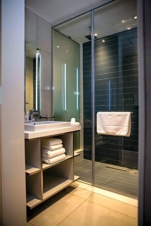 Superior Room with City View