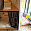 Hostel Numero Trece - Private Capsule Deds - Albergue Juvenil - FREE towels, coffee & tea, remote check-in