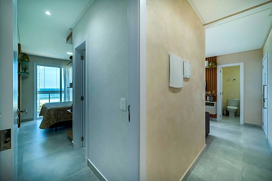 A13 - APARTAMENTO BEIRA MAR NA PRAIA DE BOMBAS 02 SUÍTES