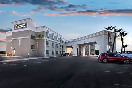 Comfort Inn & Suites Surprise Near Sun City West