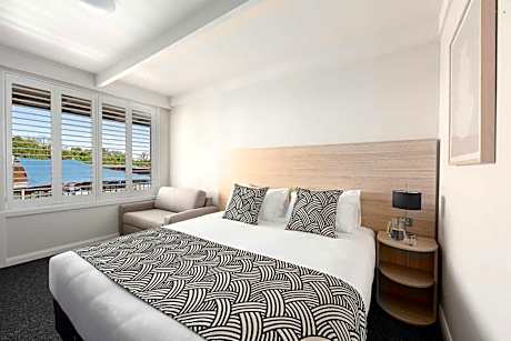 Superior King Room (newly refurbished)