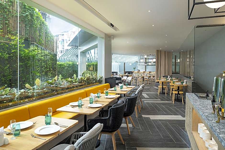 JonoX Phuket Karon Hotel