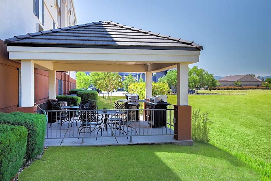 Candlewood Suites Medford By IHG