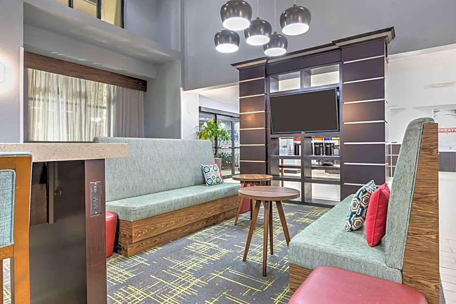 Hampton Inn By Hilton & Suites Lake Jackson-Clute