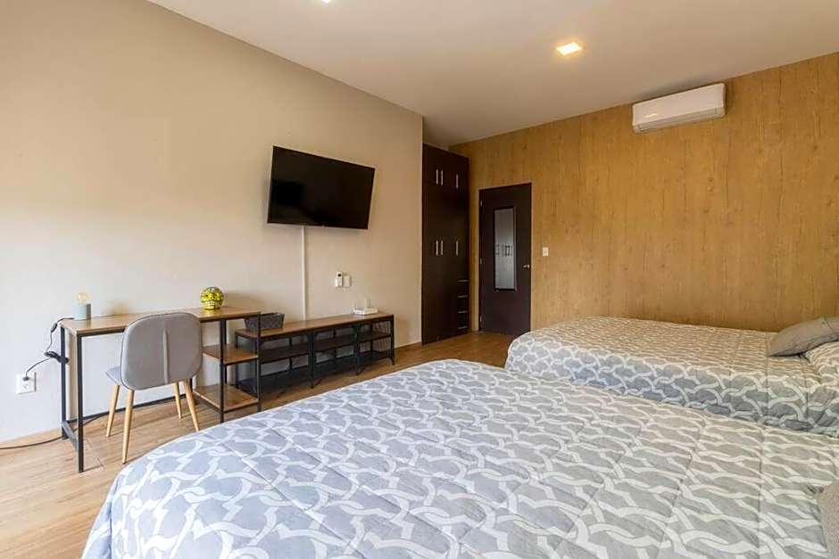 305 Dwntn Apt With AC and balconies fits 6 Rooftop
