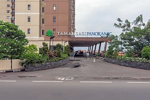 RedLiving Apartemen Tamansari Panoramic - Narel