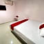 RedDoorz @ Homestay Madu Makassar