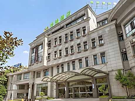 GTI - Twin Room, Electronic Sports Theme