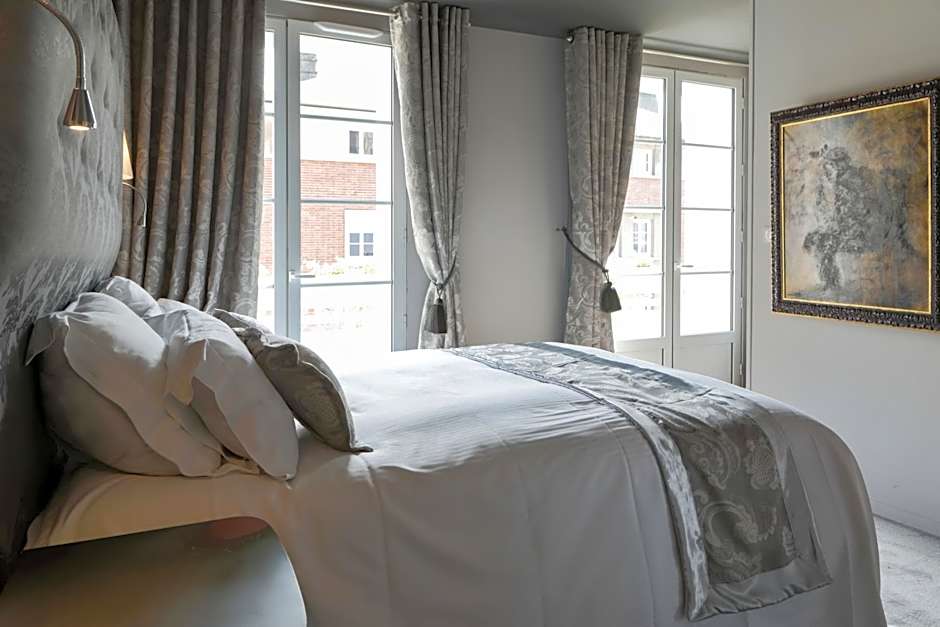 BRIT HOTEL PRIVILEGE LISIEUX - La Villa des Arts