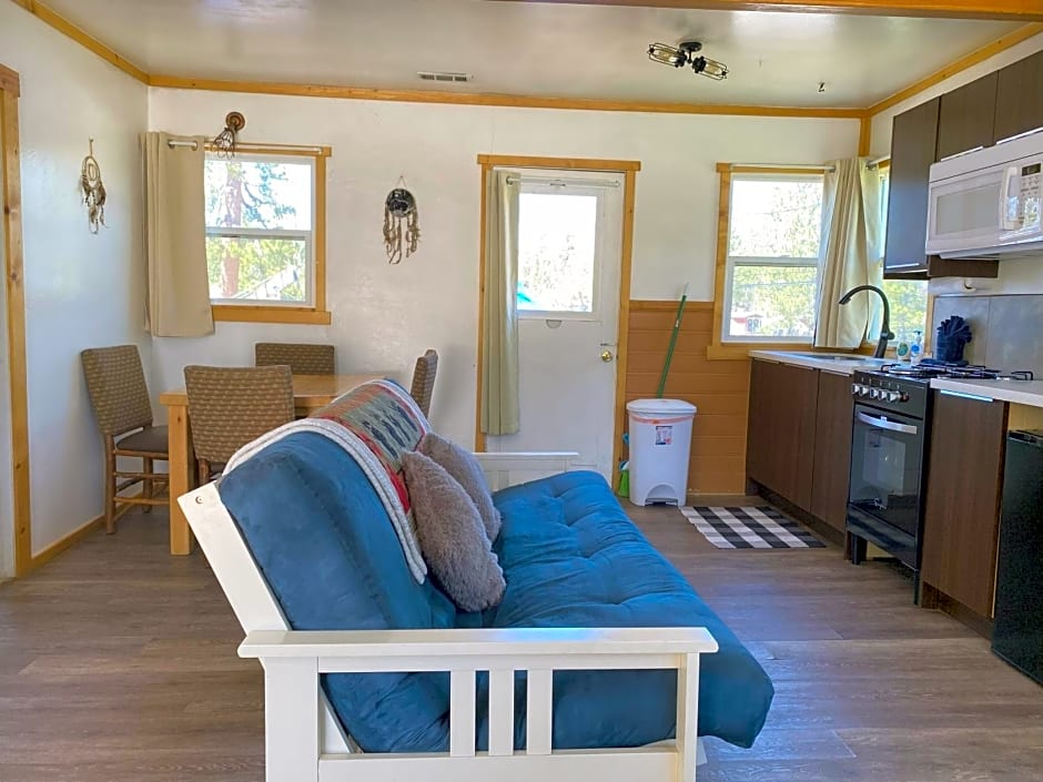 Blue Horizon Lodge