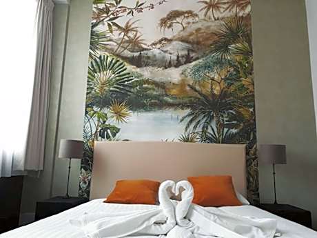 Deluxe Suite with Terrace