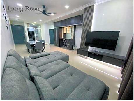 Sandakan Ijm pool view condo