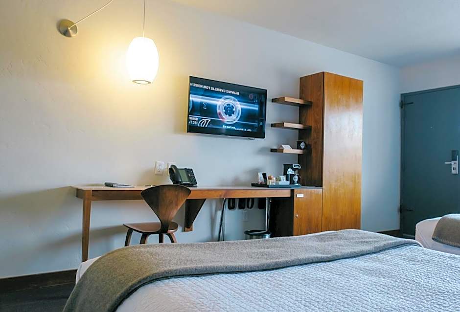 Modern Hotel