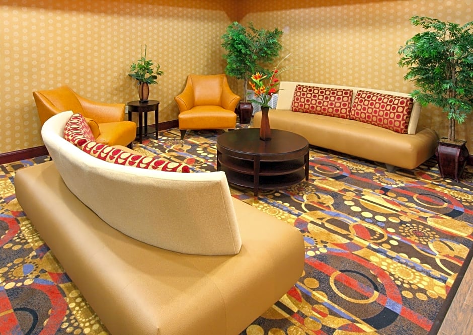 Holiday Inn Express Hotel & Suites Van Buren-Fort Smith Area By IHG
