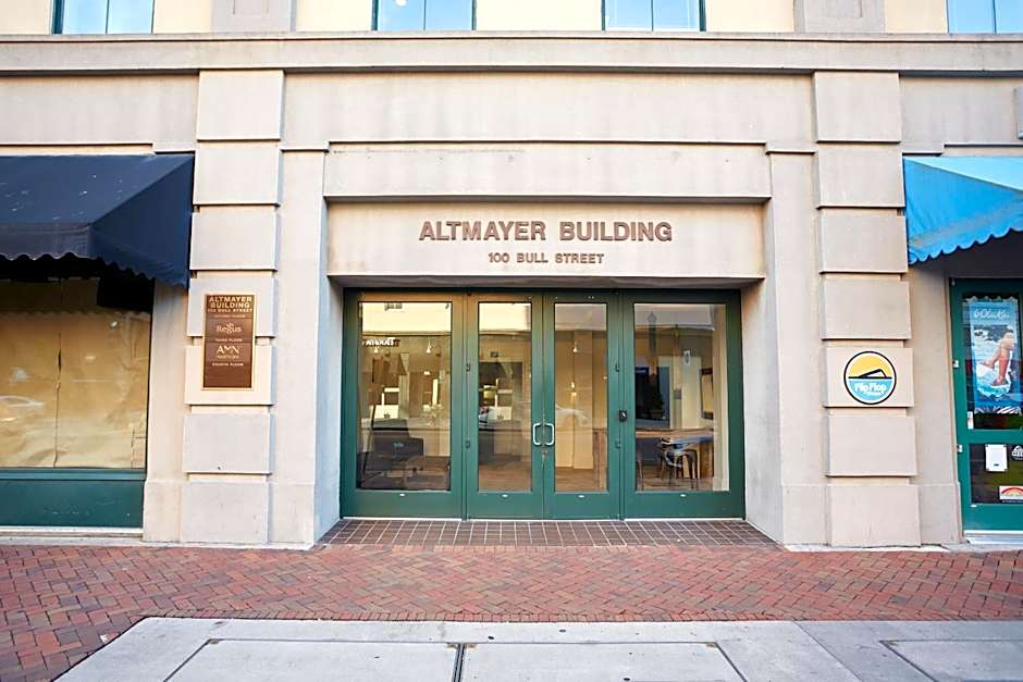 Kasa Altmayer Savannah