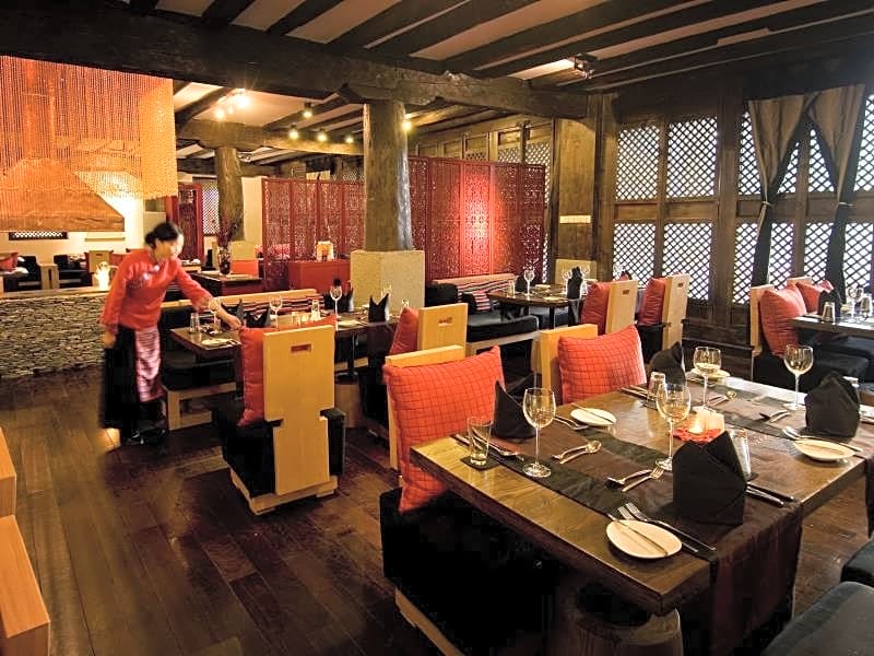 Banyan Tree Ringha