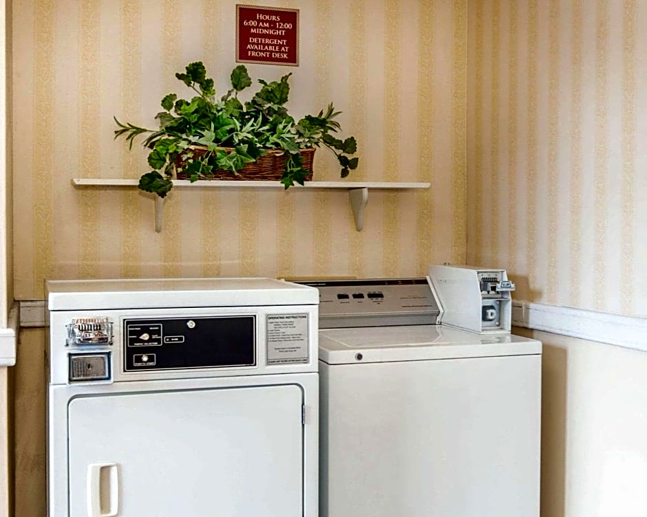 Quality Inn near Amish Country