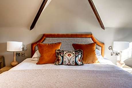 Master Double or Twin Room