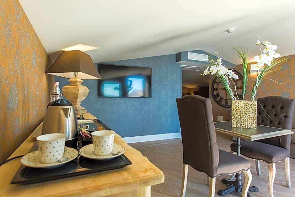 Marina Holiday & Spa
