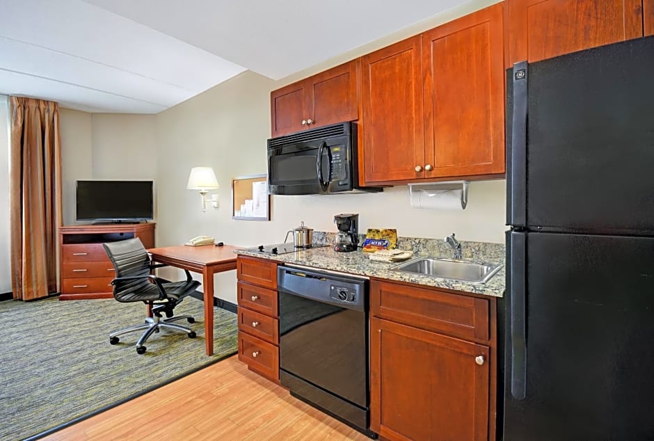 Candlewood Suites Columbia-Fort Jackson, an IHG Hotel