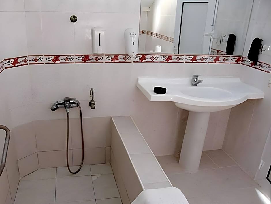 Reis Thermal Otel