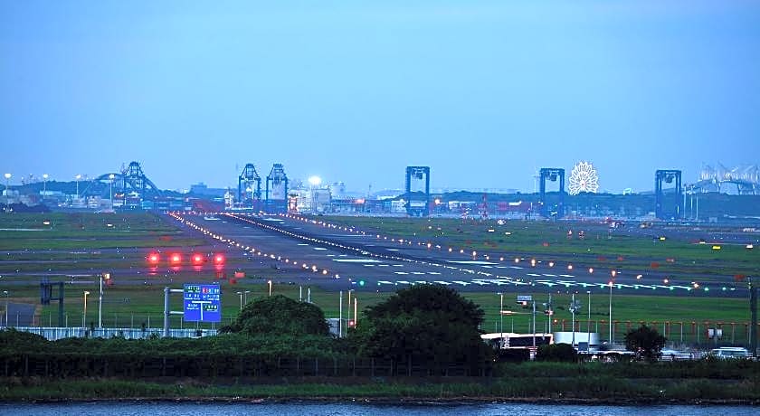 Kawasaki King Skyfront Tokyu REI Hotel