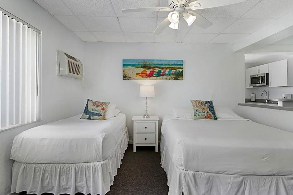 Sabal Palms Inn