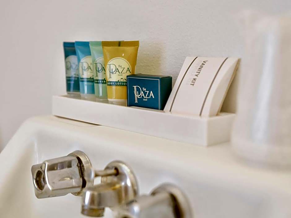 The Plaza Hotel - Milwaukee