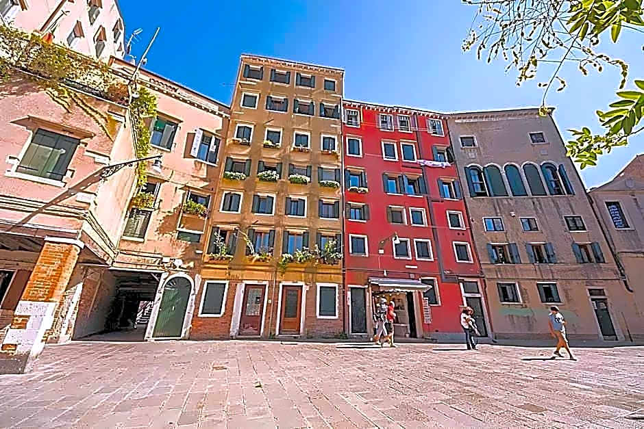 Hotel Canal & Walter