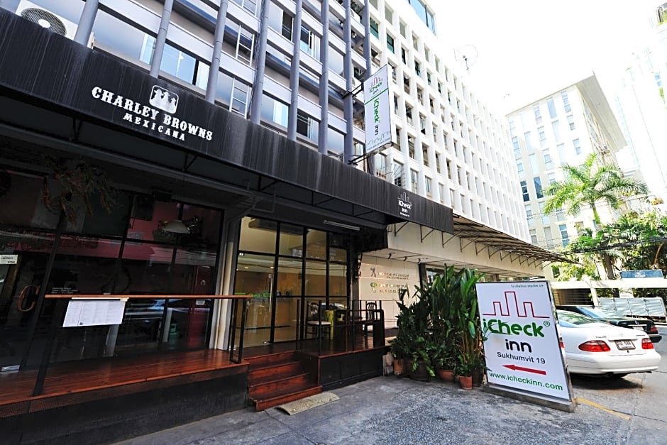 iCheck inn Sukhumvit 19