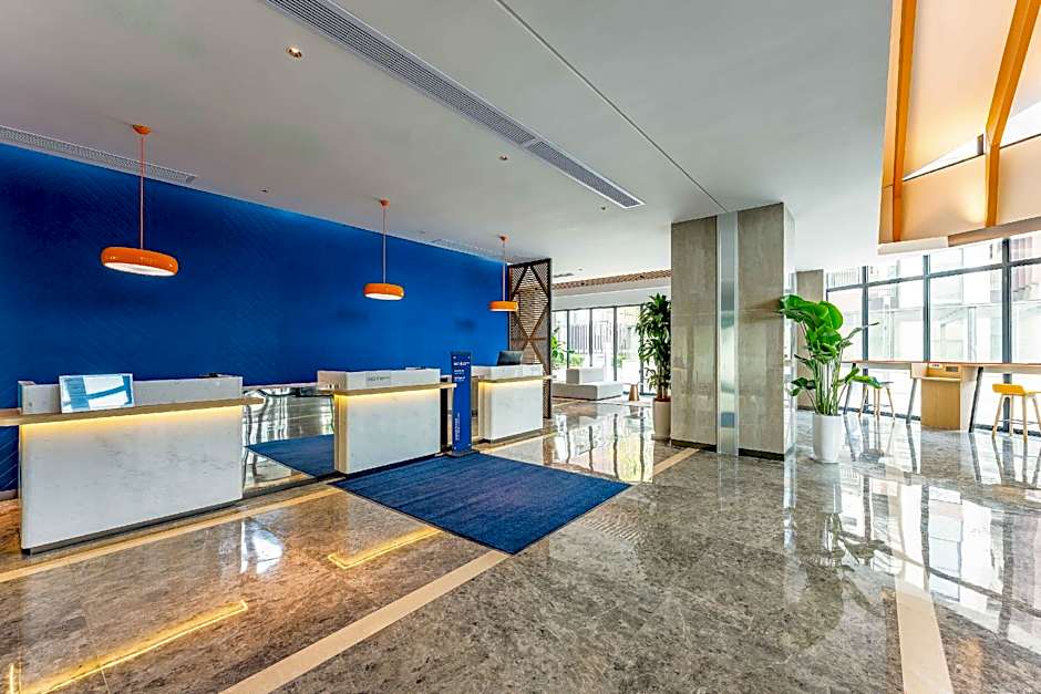 Holiday Inn Express Wuxi East Station By IHG