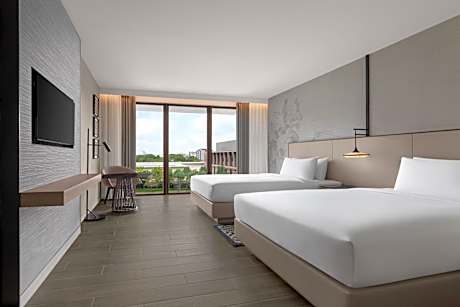 Deluxe with Two Double Beds