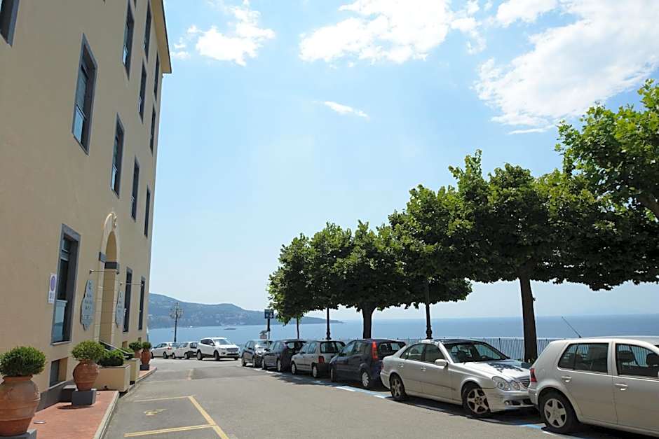 Panorama Palace Hotel