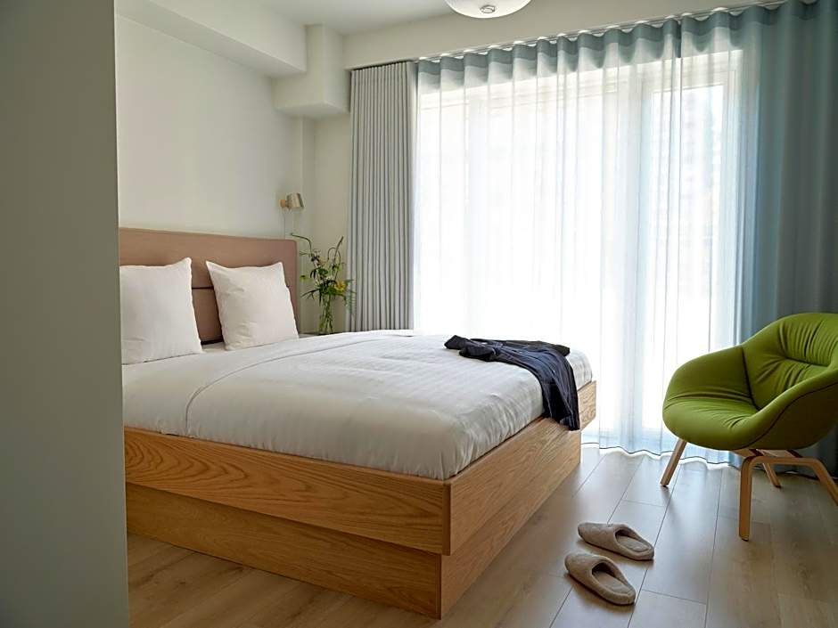 Flora Apartment Hotel