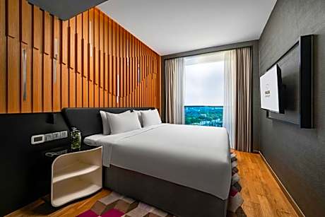 1 Bedroom Deluxe Sea View