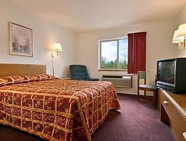 AmericInn by Wyndham Tomahawk