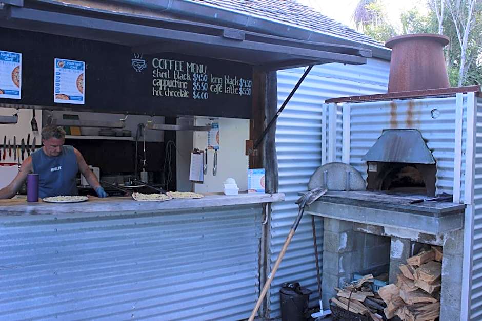 Dusky Lodge & Backpackers