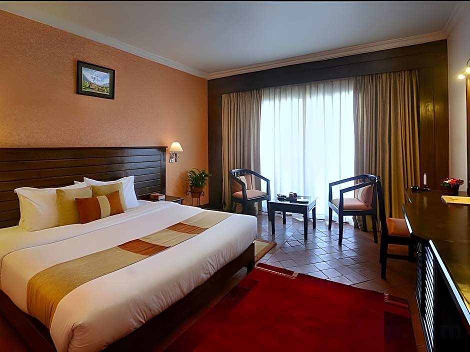 Hotel Barahi Pokhara