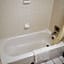 Quality Quarters Inn By OYO Richmond KY I-75