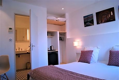 Standard Double or Twin Room Comfort