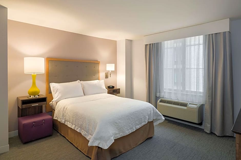Hampton Inn By Hilton Manhattan - Times Square South - Newly Renovated