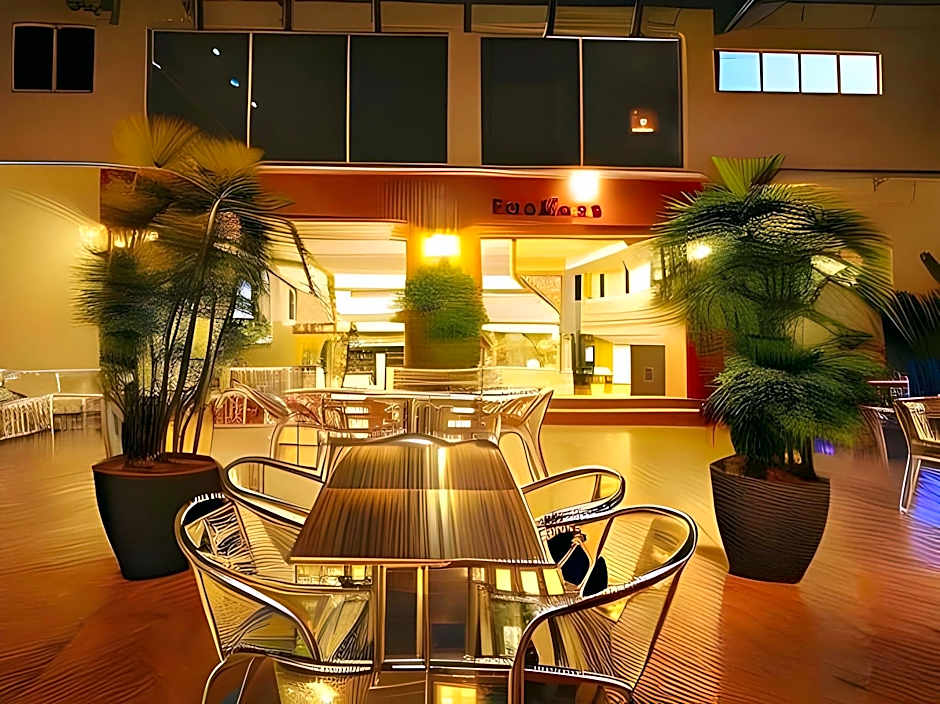 Ssl Traders Hotel