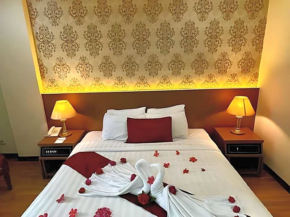 Riyadi Palace Hotel