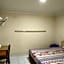 OYO 90895 Hotel Ikia