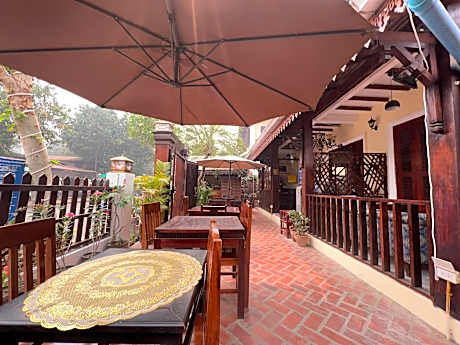 Chaluenxay Boutique hotel