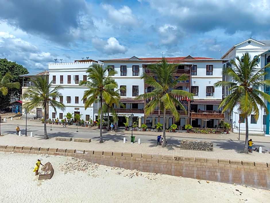 Mizingani Seafront Hotel